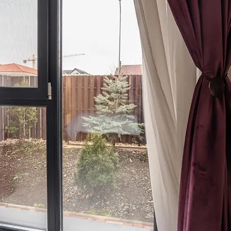 Jacuzzi Oasis Lägenhet Braşov