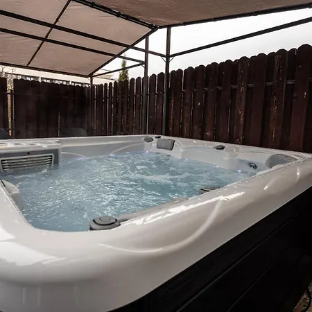 Jacuzzi Oasis * Brasov