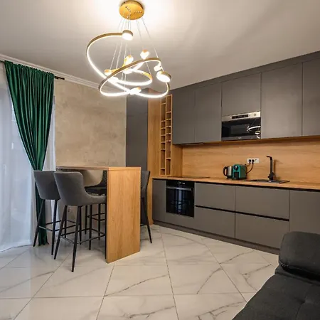 Apartment Jacuzzi Oasis *