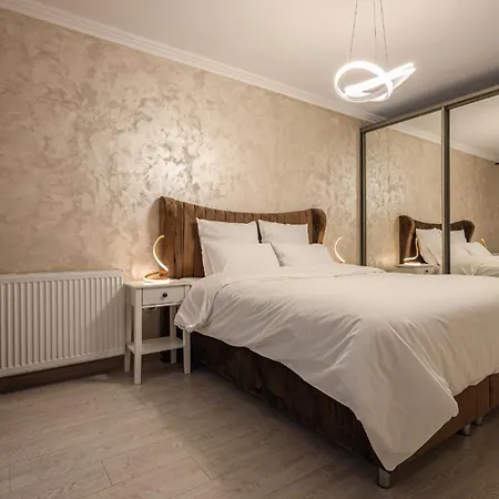 Jacuzzi Oasis Apartment Brasov